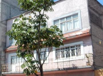 Casa de 6 habitaciones, Venustiano Carranza · Casa en Venta