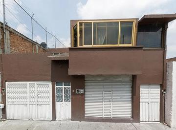Casa de 4 habitaciones, Celaya · Casa con 4 Habitaciones y 224 m² Superficie de Terreno en Venta en Tierras Negras