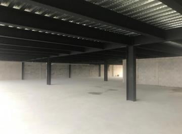 Local comercial · 432m² · 3 Estacionamientos · Bodega en Renta en Naucalpan