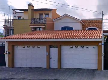 Casa de 4 habitaciones, Morelia · Casa en Venta Nueva Chapultepec Morelia