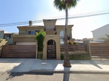 Casa de 5 habitaciones, Tijuana · Casa en Venta en Calle del Farallón, Playas de Tijuana, Sección Costa Hermosa, Baja California.