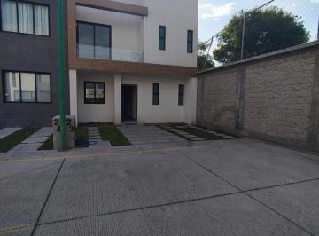 Casa · 200m² · 3 Recámaras · 2 Estacionamientos · Casa en Venta, San Mateo Atenco