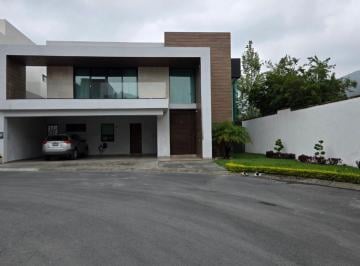Casa de 3 habitaciones, Monterrey · Casa en Venta – Lania Residencial, Carretera Nacional (El Uro).