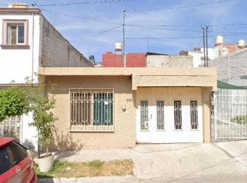Casa de 2 habitaciones, La Piedad · Casa en Venta Ciudad del Sol en La Piedad de Cabadas Michoacan