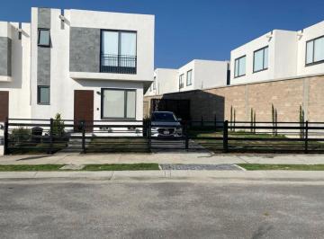 Casa de 2 habitaciones, Calimaya · Casa Solo en Renta con Jardín Calimaya Edo de Mex