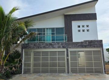 Casa de 3 habitaciones, Alvarado · Casa en Venta Fracc. Playas del Conchal, Riviera Veracruzana.