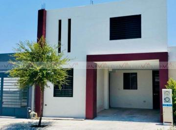 Casa · 145m² · 3 Recámaras · 1 Estacionamiento · Casa en Venta en Popular