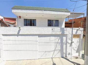 Casa de 3 habitaciones, Alvaro Obregón · Casa en Venta en Tlacuitlapa, Álvaro Obregón