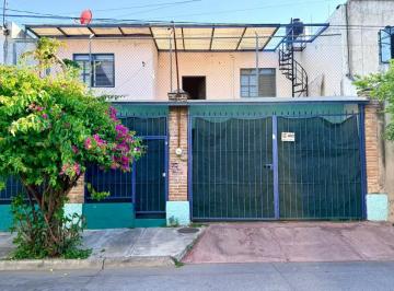 Casa de 5 habitaciones, Guadalajara · Casa en Venta en Colonia Villa Vicente Guerrero, Guadalajara