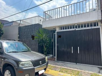 Casa de 3 habitaciones, Tlalnepantla de Baz · Casa en Venta Para Actualizar, Magisterial Vistabella