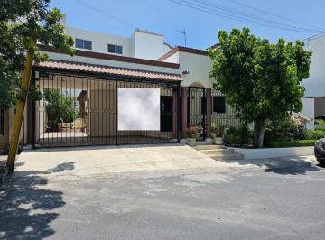 Casa de 3 habitaciones, Monterrey · Casa en Venta en Cumbres Elite en Monterrey Nuevo León