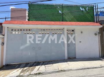 Casa · 137m² · 3 Recámaras · 2 Estacionamientos · Casa de un Piso en Venta - (4)
