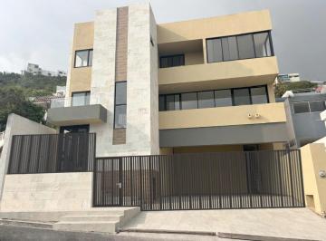 Casa · 600m² · 5 Recámaras · 6 Estacionamientos · Casa Nueva en Venta, Vista Hermosa, Monterrey, N. L.