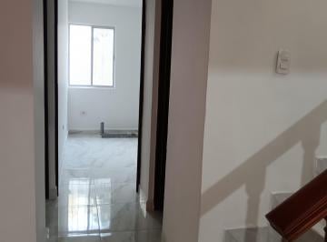 Casa de 5 habitaciones, Victoria · Casa Habitación