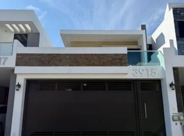 Casa de 4 habitaciones, Mazatlán · Casa en Venta en Coto Atlántico