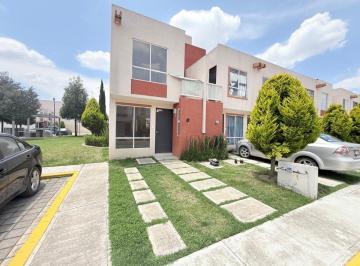 Casa en condominio de 2 habitaciones, Otzolotepec · Se Vende Amplia Propiedad en Fracc La Florida en Esquina