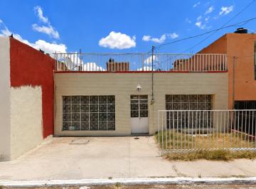 Casa de 3 habitaciones, Fresnillo · Casa en Venta en Col. Centro, Fresnillo, Zacatecas.