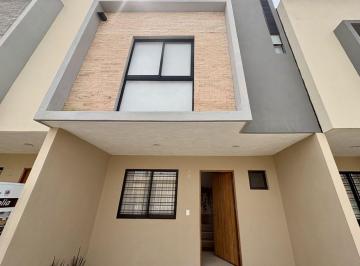 Casa en condominio · 101m² · 3 Recámaras · 2 Estacionamientos · Casa en Venta Parques del Bosque II