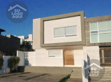 Casa en condominio · 290m² · 4 Recámaras · Casa en Condominio - Fraccionamiento Cumbres del Lago