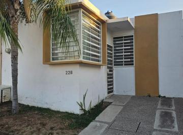 Casa · 61m² · 2 Recámaras · 1 Estacionamiento · Casa en Puerto Vallarta en Venta un Nivel Fraccionamiento Balcones Vallarta