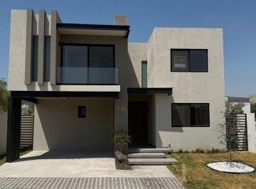 Casa en condominio de 4 habitaciones, Querétaro · Casa de Autor en Renta en La Espiga Queretaro