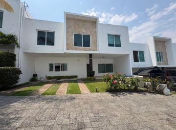Casa de 3 habitaciones, Cuernavaca · Casa en Venta Col. Lomas de Atzingo