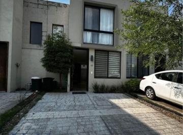 Casa en condominio de 2 habitaciones, Tlajomulco de Zúñiga · Casa en Venta en Zoi Sur Residencial – Oportunidad Para Compra Ágil en Zona Sur