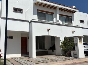 Casa en condominio de 3 habitaciones, Jesús María · Casa en Renta en Arborada Residencial Al Norte de Aguascalientes