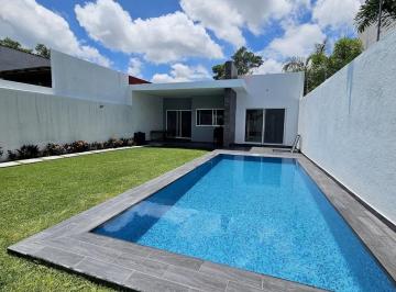 Casa · 180m² · 3 Recámaras · 2 Estacionamientos · Casa Minimalista en Venta en un Solo Nivel, en Fracc. Brisas de Cuernavaca