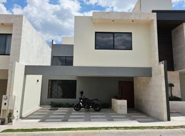Casa de 4 habitaciones, San Luis Potosí · Casa en Venta en San Angel V $6.35 Mdp