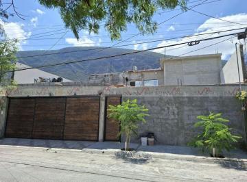 Casa · 364m² · 2 Recámaras · 2 Estacionamientos · Casa en Venta en Provileon