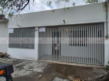 Casa · 82m² · 2 Recámaras · 2 Estacionamientos · Casa en Venta en Santa Maria