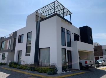 Casa · 188m² · 3 Recámaras · 2 Estacionamientos · Casa en Venta, San Pedro Cholula, Plaza San Diego