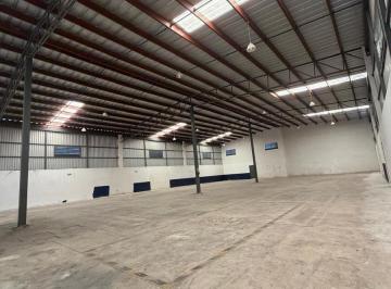 Bodega comercial · 965m² · 6 Estacionamientos · Bodega en Renta Leandro Valle 965 m², Cortina a Nivel de Piso, Area de Oficinas