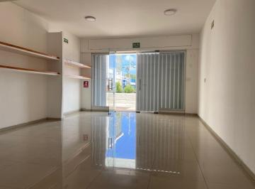 Local comercial · 158m² · 2 Recámaras · 1 Estacionamiento · Local Comercial en Renta Plaza Steren Playa del Carmen | Planta Baja - 158 m²