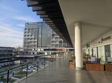 Local comercial · 118m² · 15 Estacionamientos · Renta de Local en Saltillo Coahuila Plaza Santa Isabel