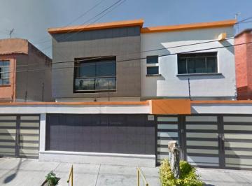 Casa de 3 habitaciones, Gustavo A. Madero · Casa con 3 Habitaciones y 250 m² Superficie de Terreno en Venta Lindavista Sur