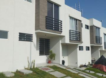 Casa de 3 habitaciones, León · Se Vende Casa en Portokali