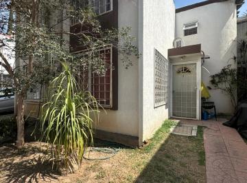 Casa · 90m² · 4 Recámaras · 1 Estacionamiento · Casa de Oportunidad en Real a Colima
