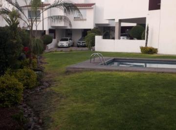Casa en condominio de 3 habitaciones, Corregidora · Casa con 169 m² Superficie de Terreno, 3 Recámaras en Renta en Tejeda