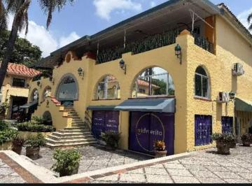 Local comercial , Cuernavaca · Local en Venta en La Super Ubicada Plaza Esmeralda.
