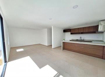 Casa · 225m² · 3 Recámaras · 2 Estacionamientos · Casa en Venta en Residencial Altana, Cholula
