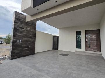 Casa de 4 habitaciones, Saltillo · Casa en Venta Seterra Residencial
