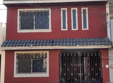 Casa de 2 habitaciones, Guadalupe · Casa en Venta Hacienda Los Lermas 2do Sector