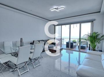 Departamento · 180ha · 1 Recámara · Departamento en Venta en Cancun en Maioris Tower Puerto Cancun con Terraza Techada