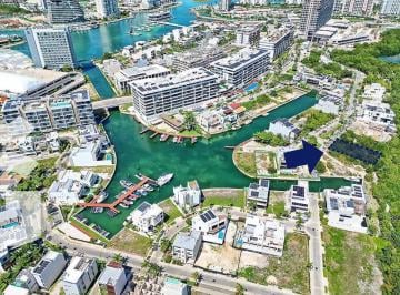 Terreno / Lote · 449ha · Terreno en Venta en Cancun en Laguna II Puerto Cancun con Excelentes Amenidades