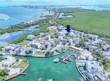 Terreno / Lote · 218ha · Terreno en Venta en Cancún en Puerto Cancún en Laguna I de 218.12 m²