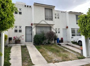 Casa de 3 habitaciones, Corregidora · Casa en Venta en Misión Mariana