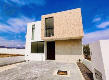 Casa · 161m² · 3 Recámaras · 3 Estacionamientos · Casa con Cocina de Lujo en Juriquilla, Queretaro (Entrega Agosto 2026)