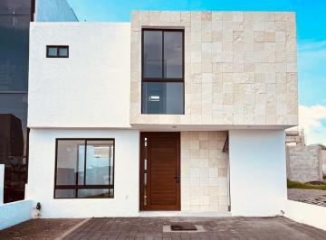 Casa · 161m² · 3 Recámaras · 3 Estacionamientos · Casa con Cocina de Lujo en Juriquilla, Queretaro (Entrega Agosto 2026)